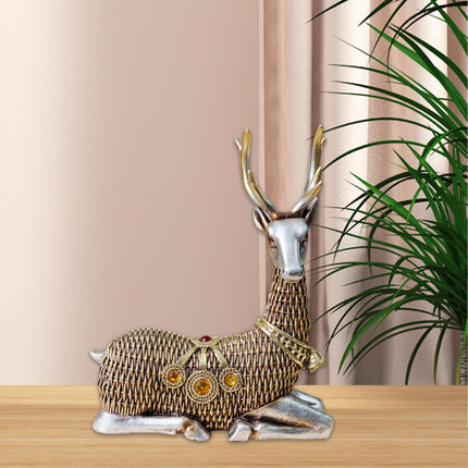 Resin Deer Statues Creative Reindeer Figurines for Table Bookcase Decoration silver sit