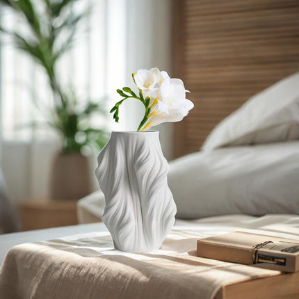 Vase Elegant Collectible Modern Gift Flowerpot for Centerpiece Office Garden