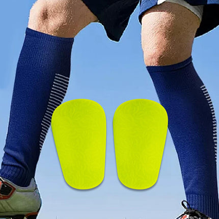 2Pcs Mini Soccer Shin Guards Sports Gear Shin Protection for Kids Boys Girls Green S