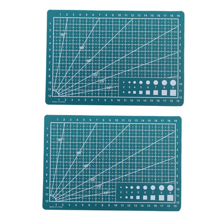 Crofta 2 Gridded Cutting Boards Adults Fabrics Hobby Cutting Sewing Mats for Crafts 21cmx14.5cmx0.9mm