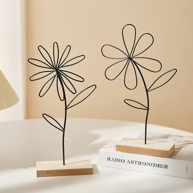 2Pcs Decorative Flower Statue Iron Flower Sculpture for Study Bathroom Decor
